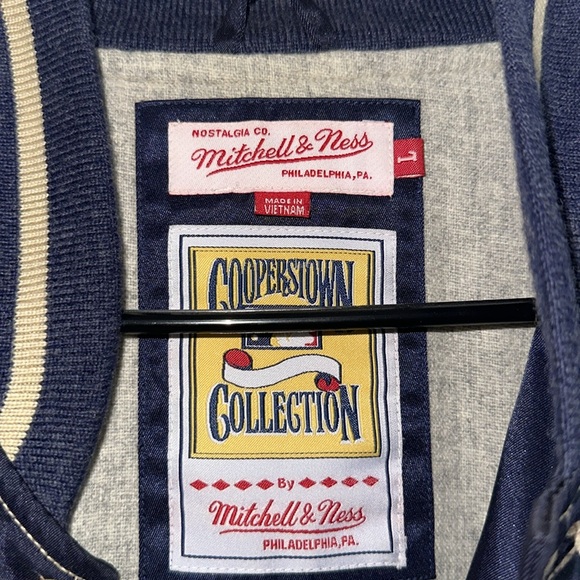 COPY - Men’s Mitchell & Ness New York Yankees Vintage Jacket - Picture 3 of 5